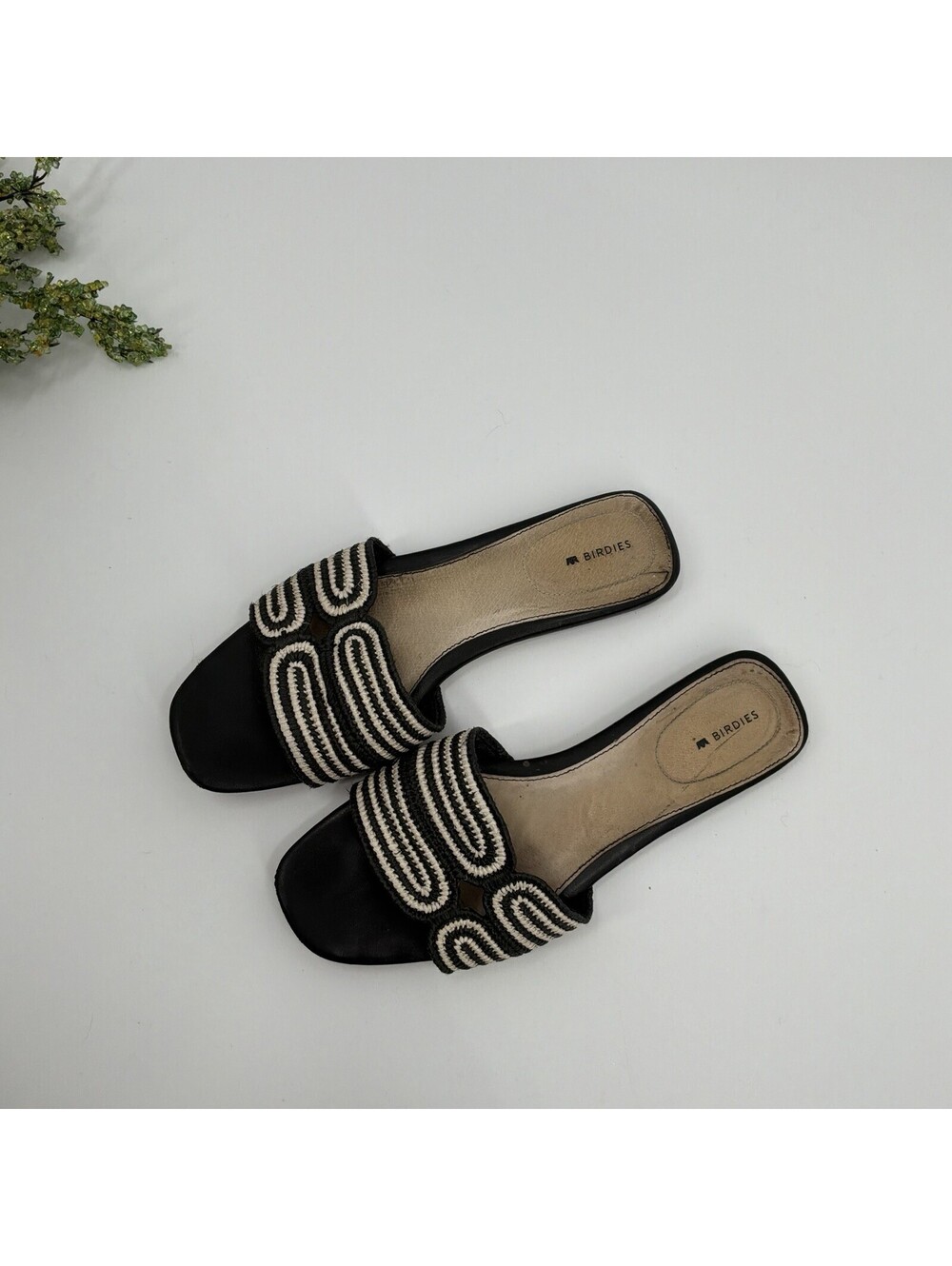 Birdies Kiwi Slide Sandals Woven Band, Black And Cream Size 10.5